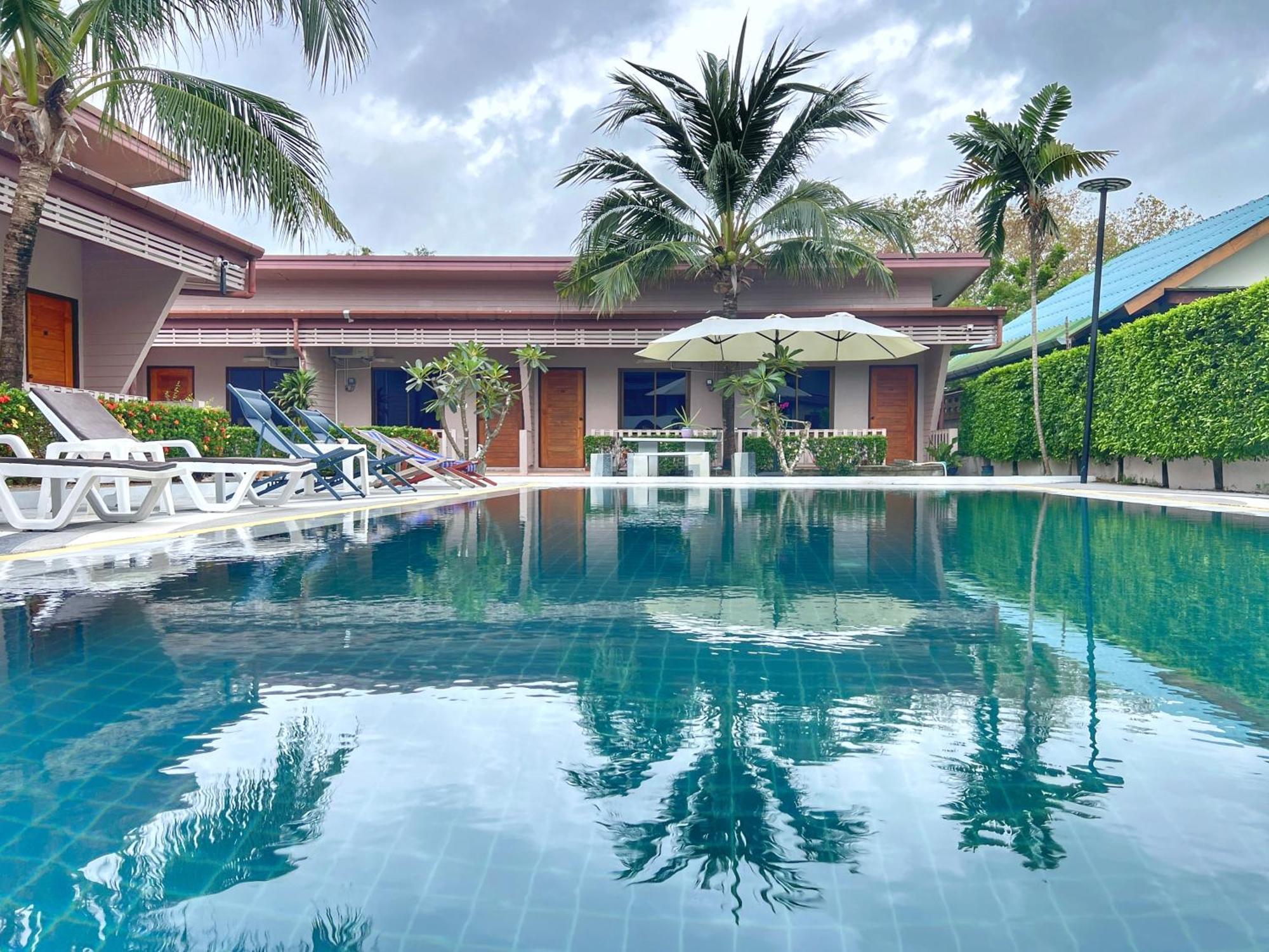 The Passion Nest - Sha Plus Certified Phuket Екстериор снимка
