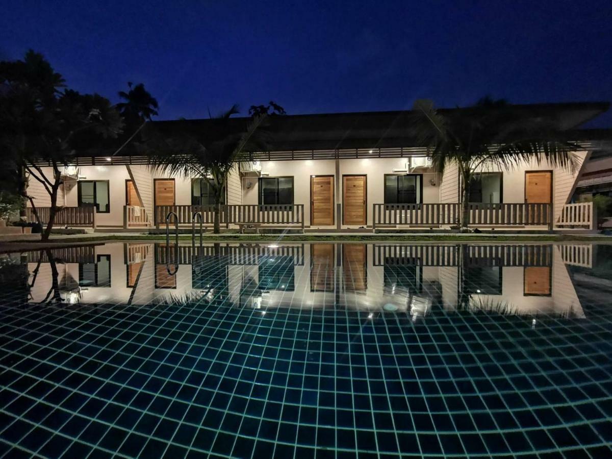 The Passion Nest - Sha Plus Certified Phuket Екстериор снимка