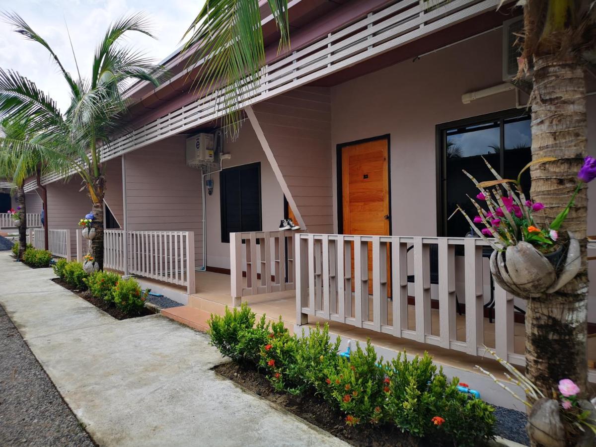 The Passion Nest - Sha Plus Certified Phuket Екстериор снимка